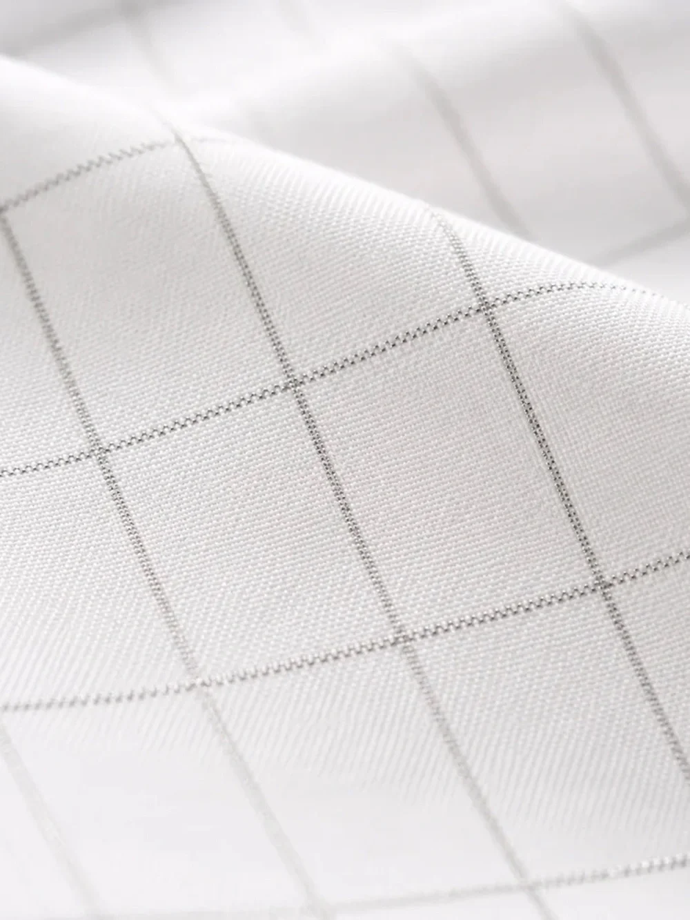 EARTHBOUND crisp white